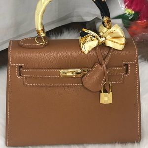 Ava Epsom Small from HANDBAGCRAVE